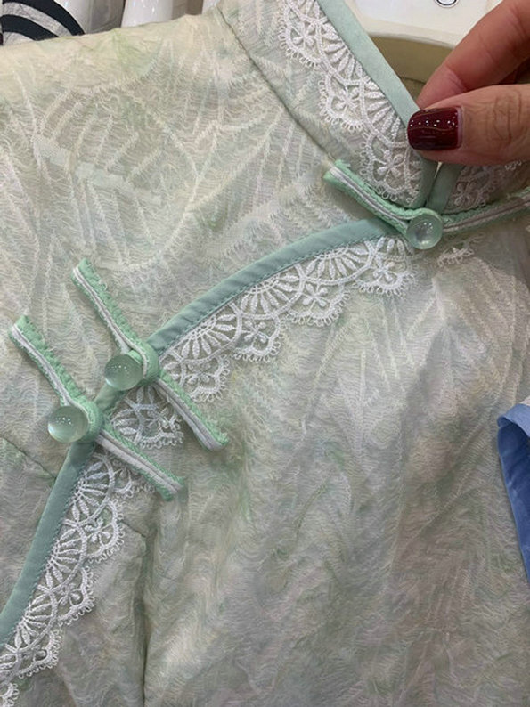 新款复古年轻款少女小清新甜美改良蕾丝连衣裙夏季