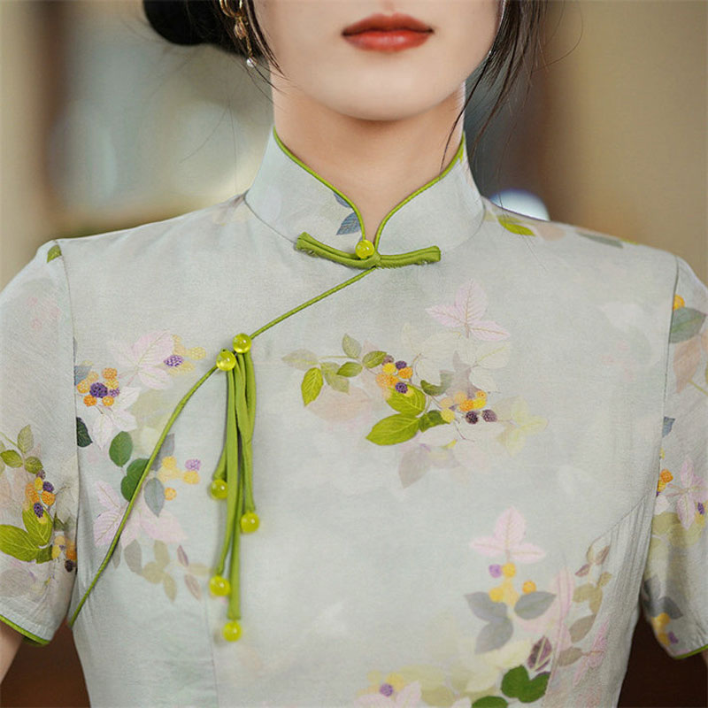 新款年轻款日常连衣裙绿色高端气质长旗袍