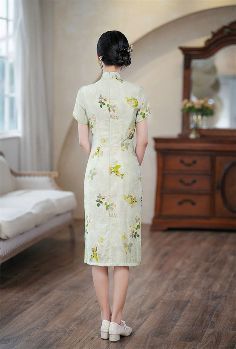 新款年轻款日常连衣裙绿色高端气质长旗袍