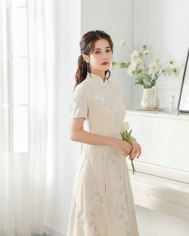 新款复古小众设计高级感白色新中式中国风连衣裙