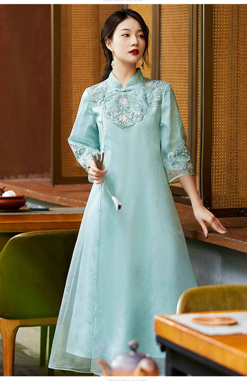 中式女装国潮刺绣复古宽松飘逸大摆裙